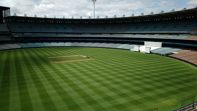 想像阿汤哥那样跳伞？在重庆也可以.